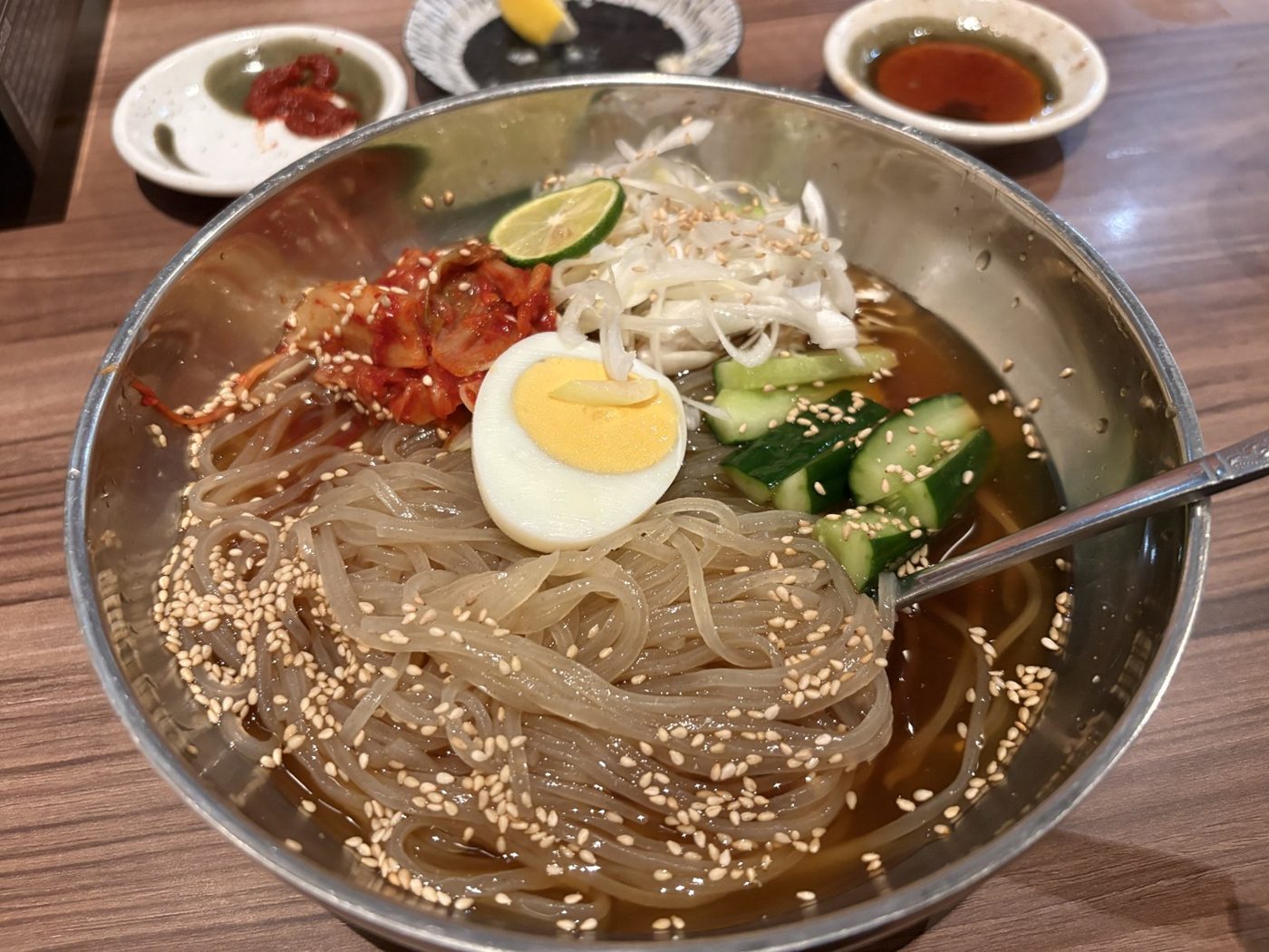締めの冷麺。これも絶品でした